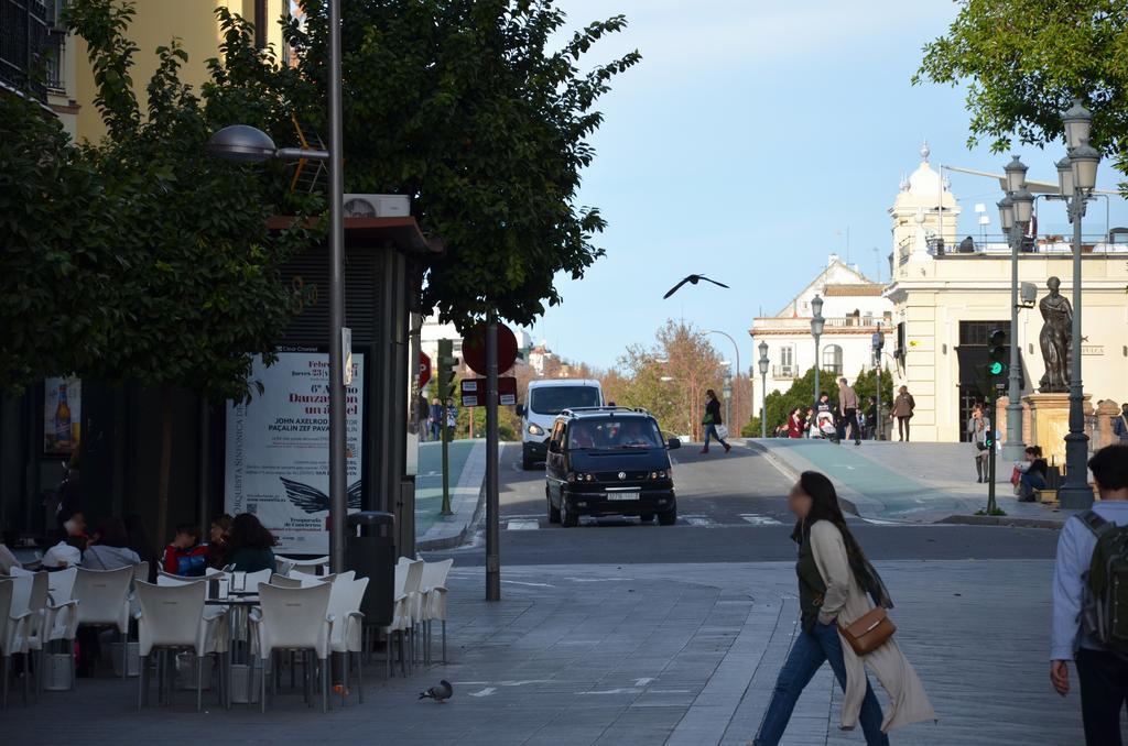 Apartamento San Jacinto Sevilla Exteriör bild