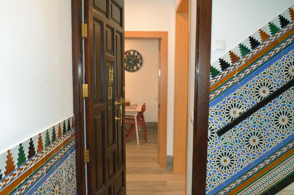 Apartamento San Jacinto Sevilla Exteriör bild