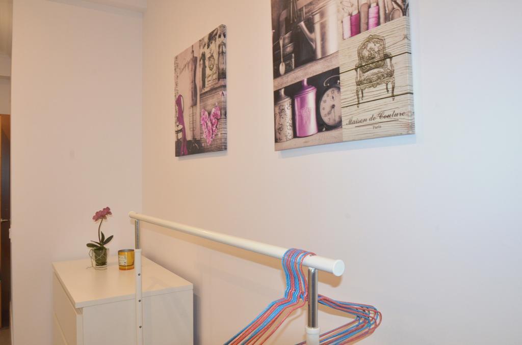 Apartamento San Jacinto Sevilla Exteriör bild